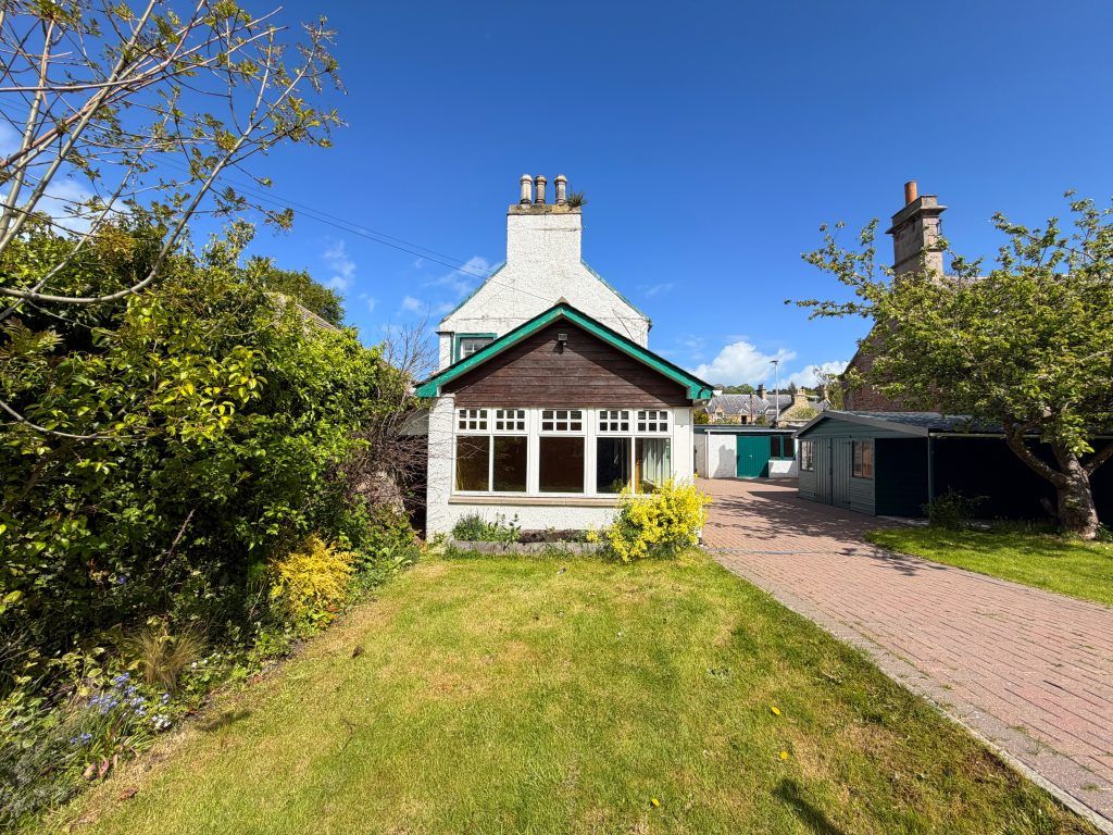 Property photo 3 of 21