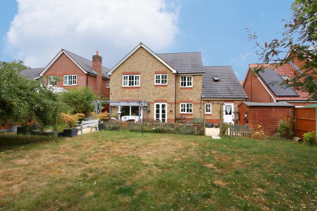 Property photo 2 of 20