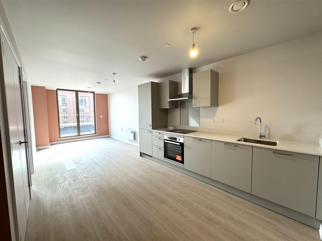 Property photo 2 of 11 Kitchen Pic 6.Jpeg