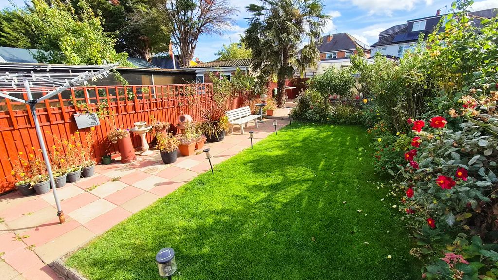 Property photo 2 of 33 Photo 2