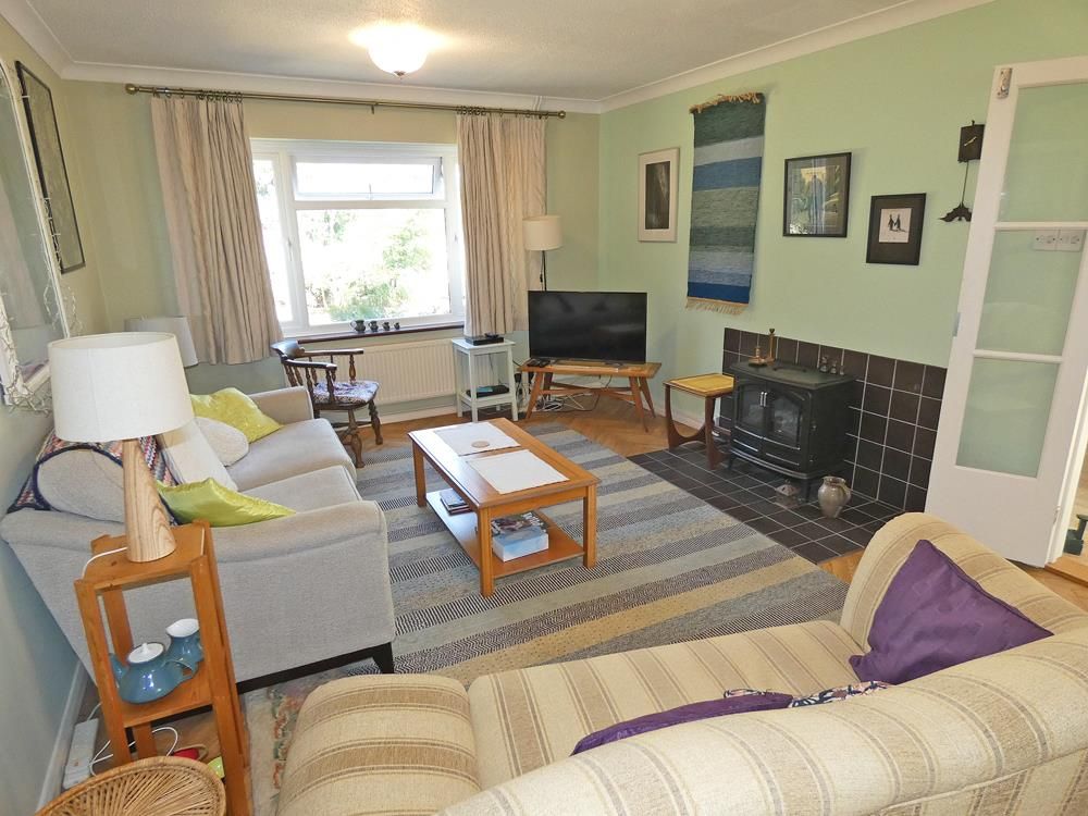 Property photo 2 of 34 2303Lounge.Jpg