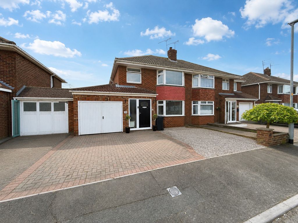 Property photo 1 of 11