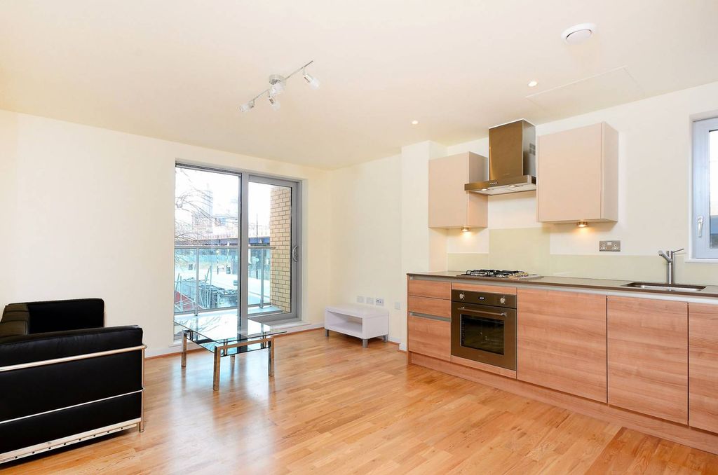 Property photo 1 of 7