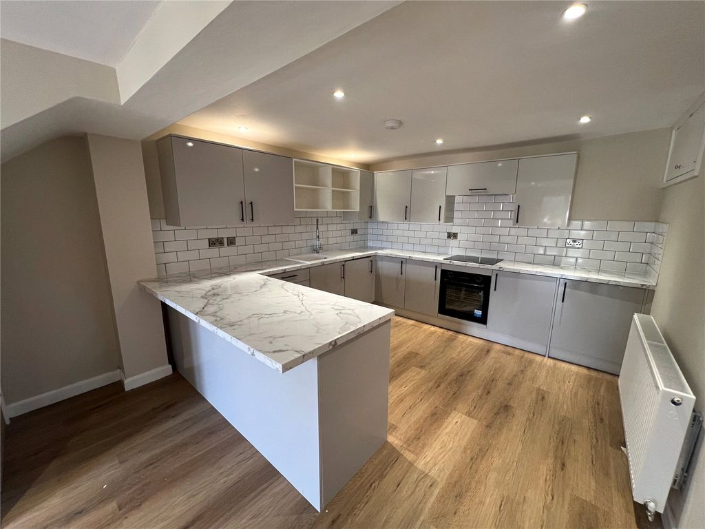 Property photo 2 of 12 New Kitchen