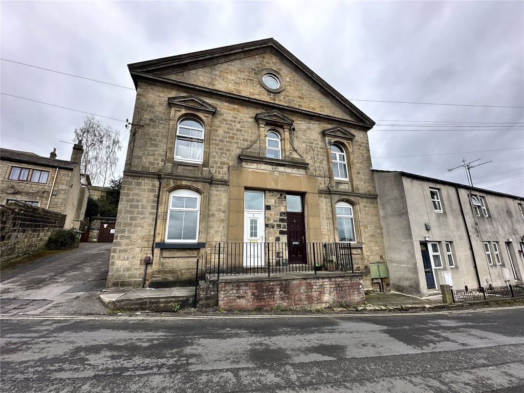 Property photo 1 of 9 Picture No. 23