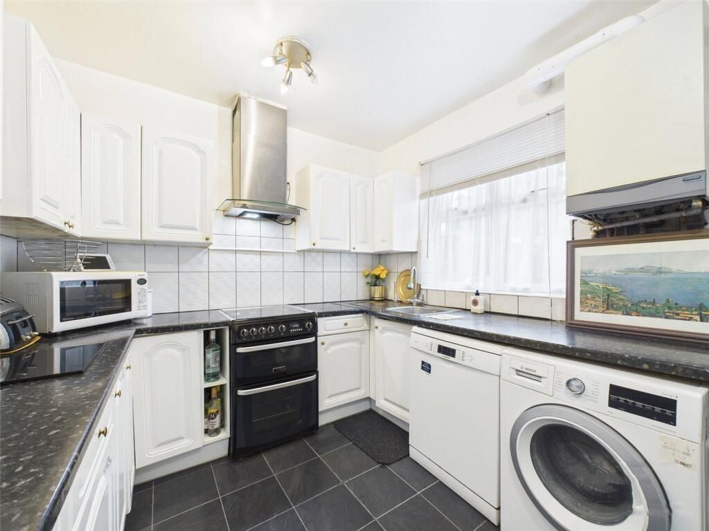 Property photo 3 of 15 3.Jpeg