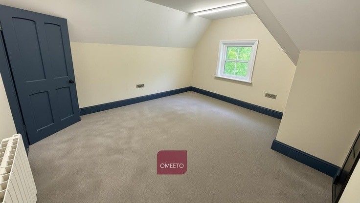 Property photo 2 of 7 Enhanced Image To Remove Rubbish