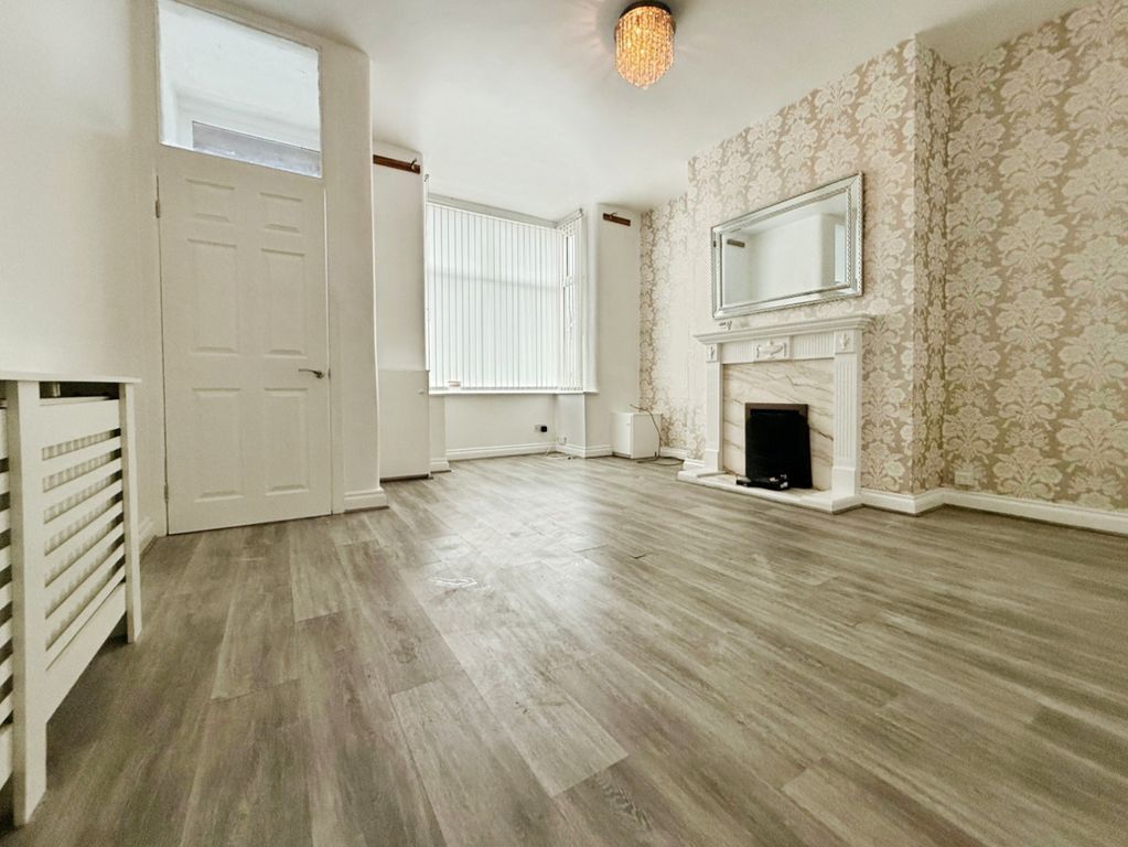 Property photo 2 of 19 Pbox-Img.Jpg