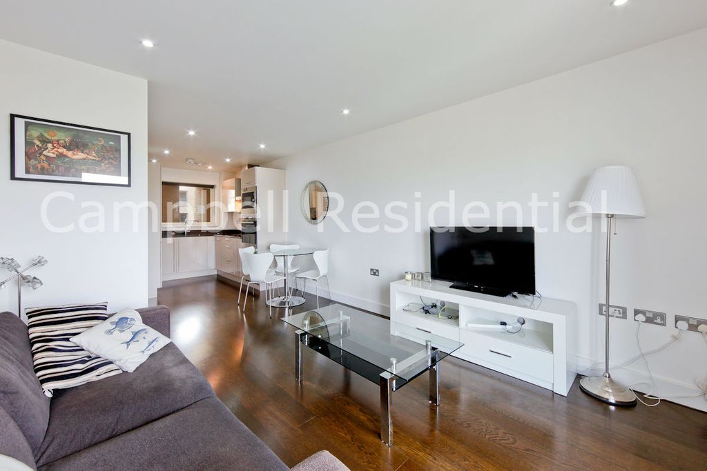 Property photo 1 of 9