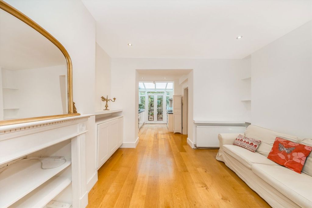 Property photo 3 of 9