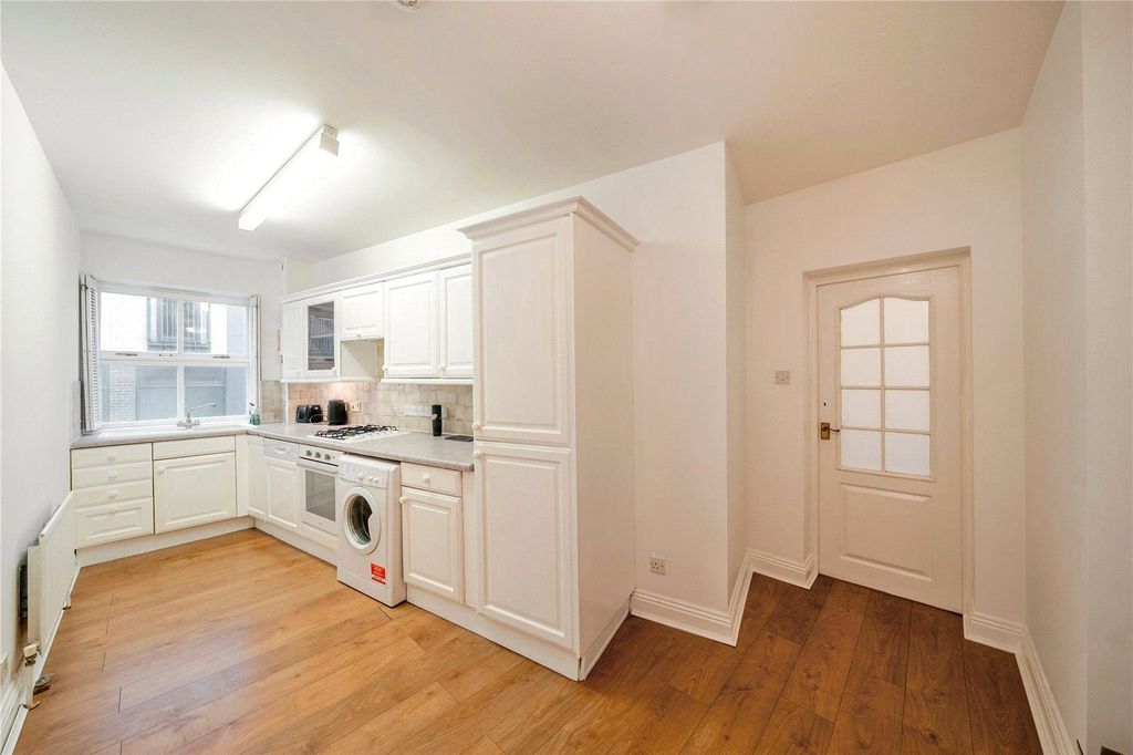 Property photo 3 of 15 Kitchen