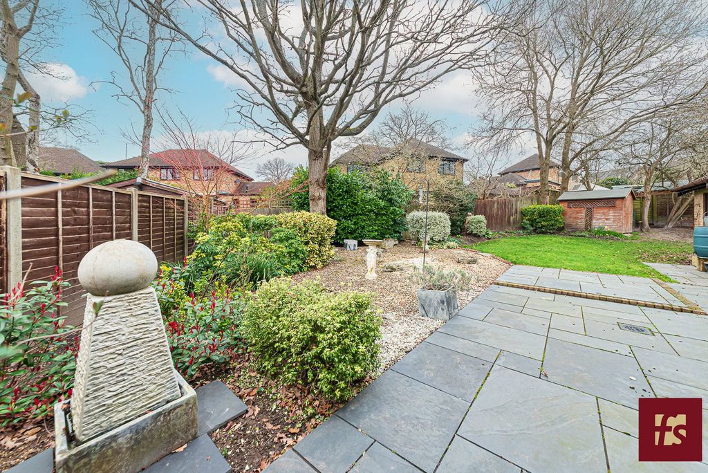 Additional image 29 of 4 bed detached house for saleChaucer Road, Crowthorne, Berkshire RG45