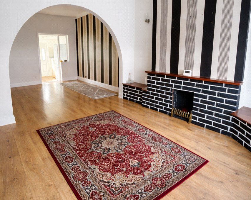 Property photo 3 of 22 Lounge