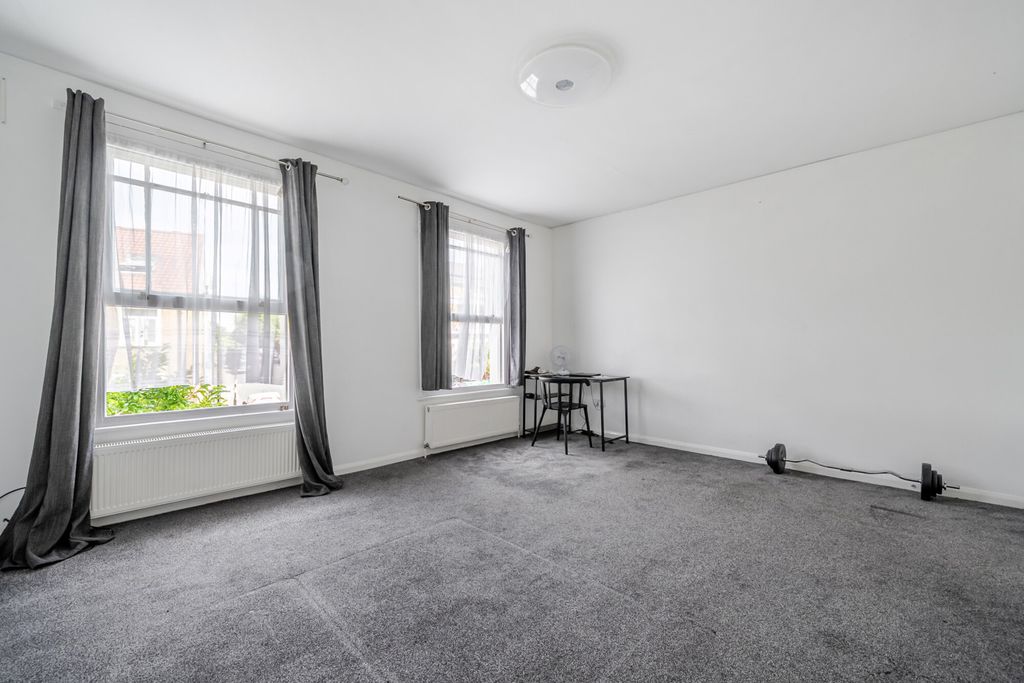 Property photo 3 of 25 1480368-12-6A512B...
