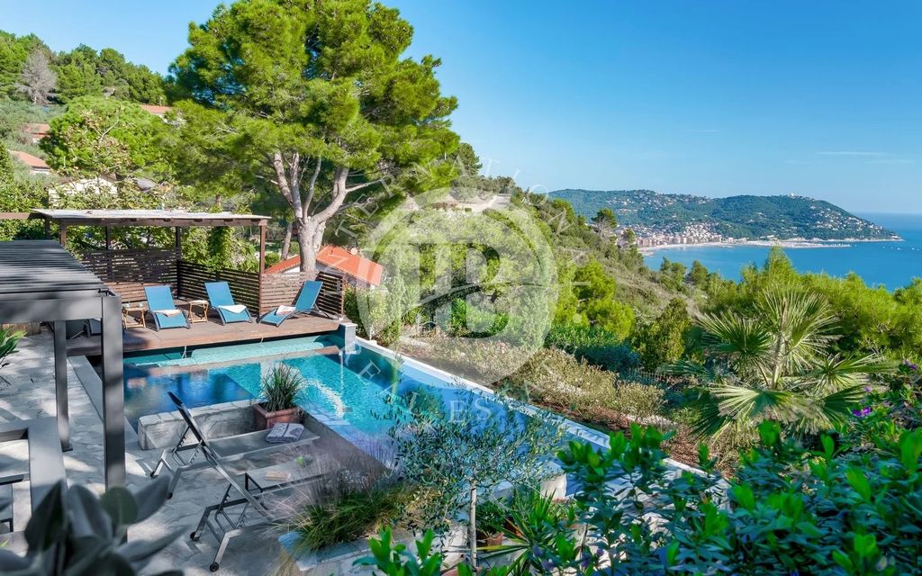 Property photo 3 of 25