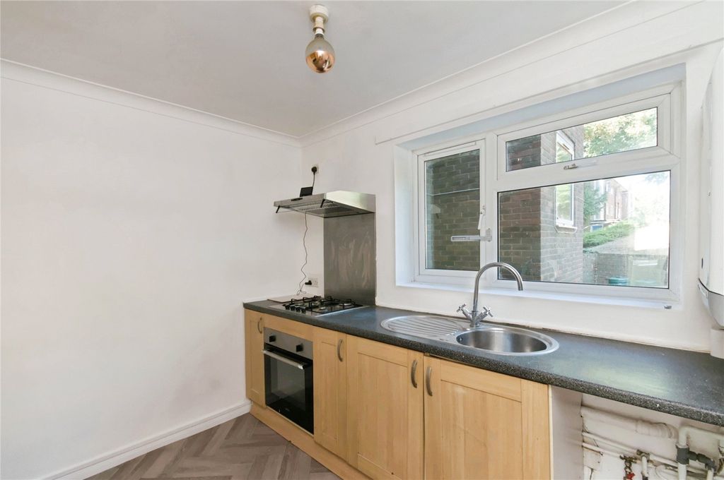 Property photo 3 of 22 Picture No. 39