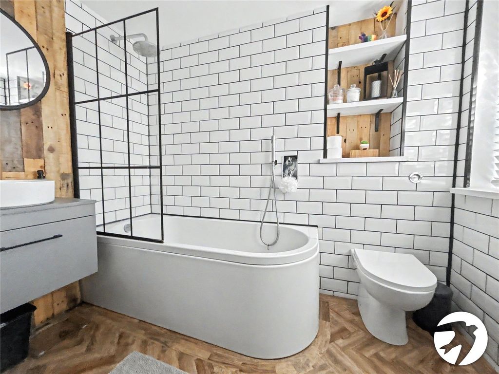 Property photo 2 of 21 Picture No. 02