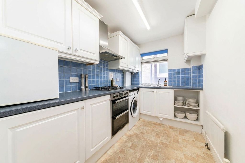 Property photo 2 of 5