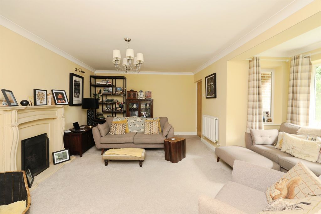 Property photo 3 of 29