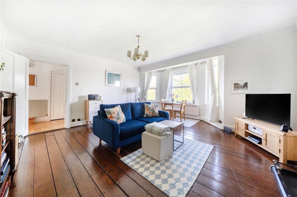 Property photo 1 of 17 Picture No. 04