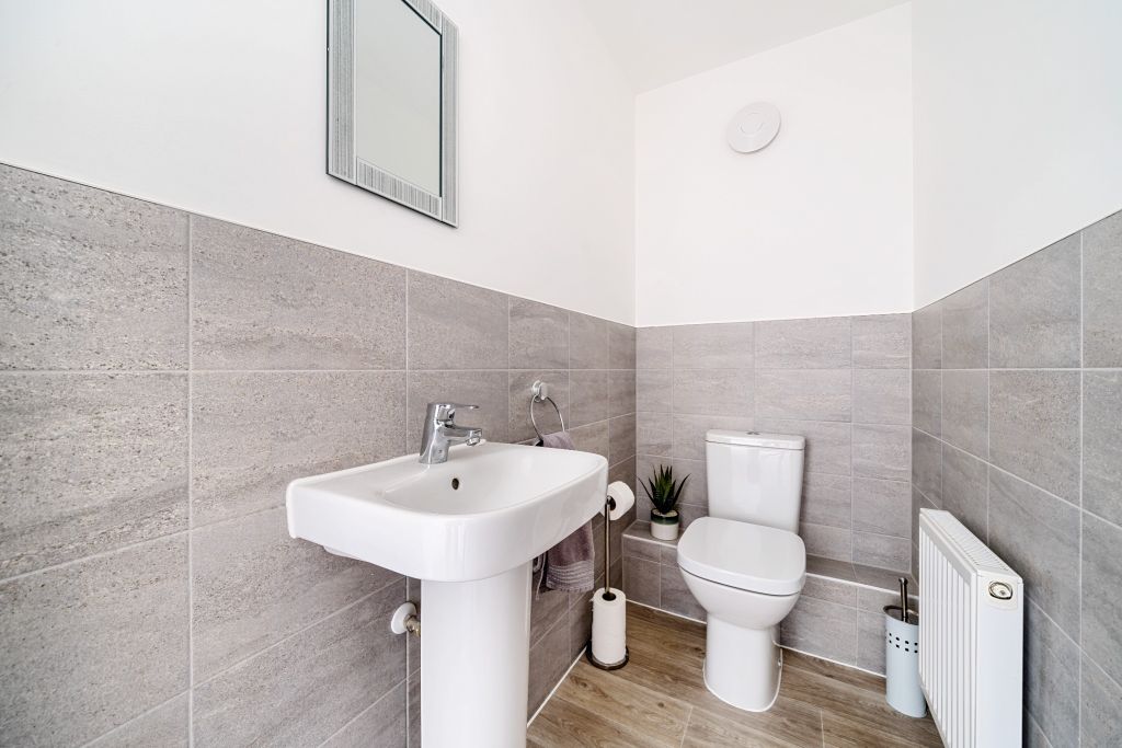 Property photo 3 of 21