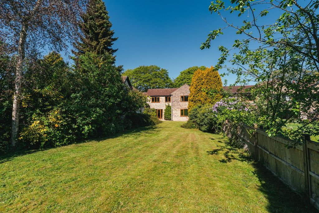 Property photo 2 of 29 Exterior And Gardens