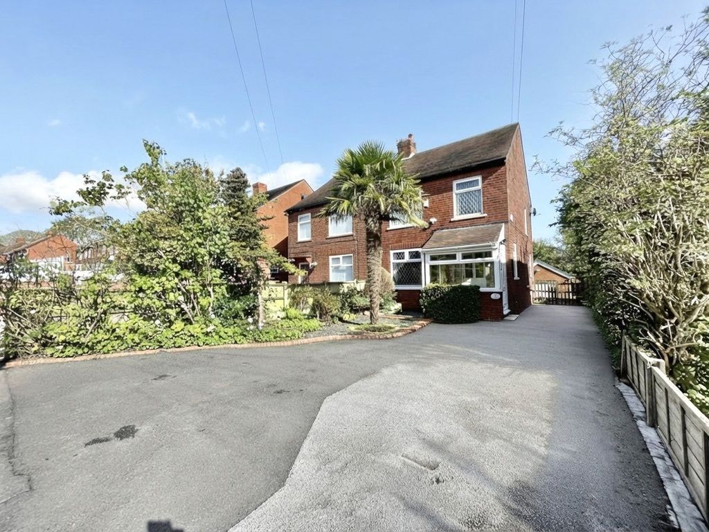 Property photo 1 of 14 Front