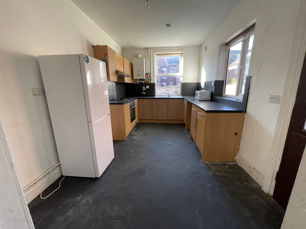 Property photo 1 of 7 Kitchen/Diner