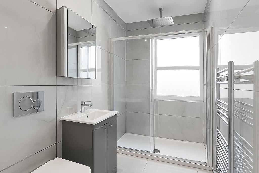 Property photo 3 of 3 Shower Room