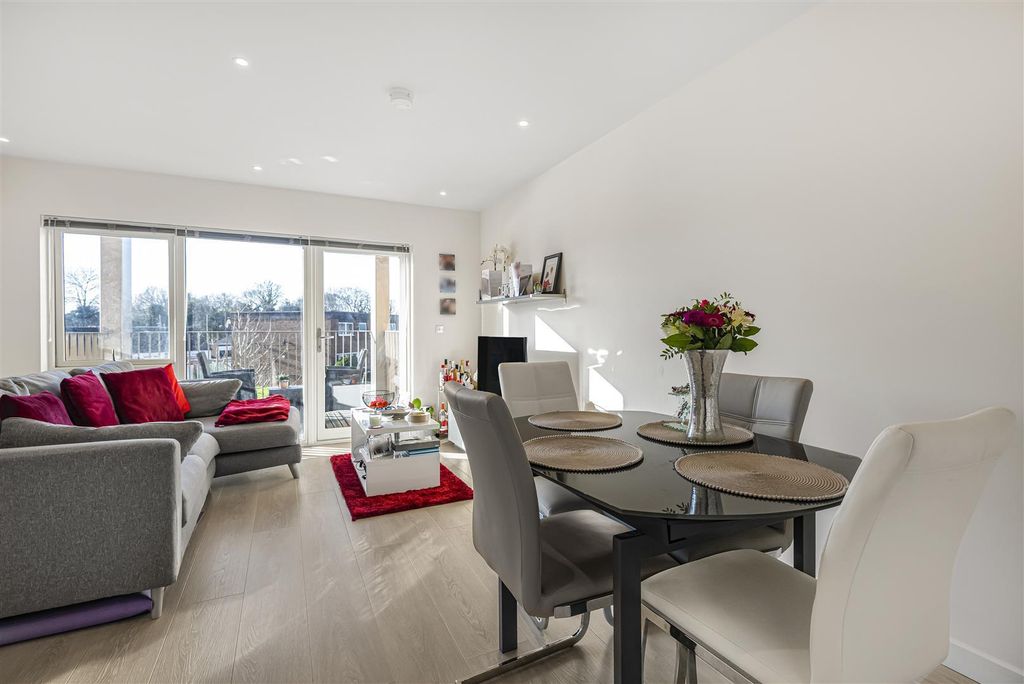 Property photo 1 of 11 Unv6Xrr1C0Gqsbrsdr9Yow.Jpg