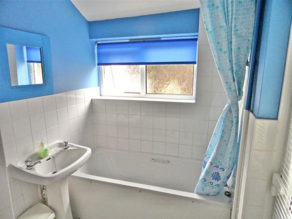 Property photo 3 of 5