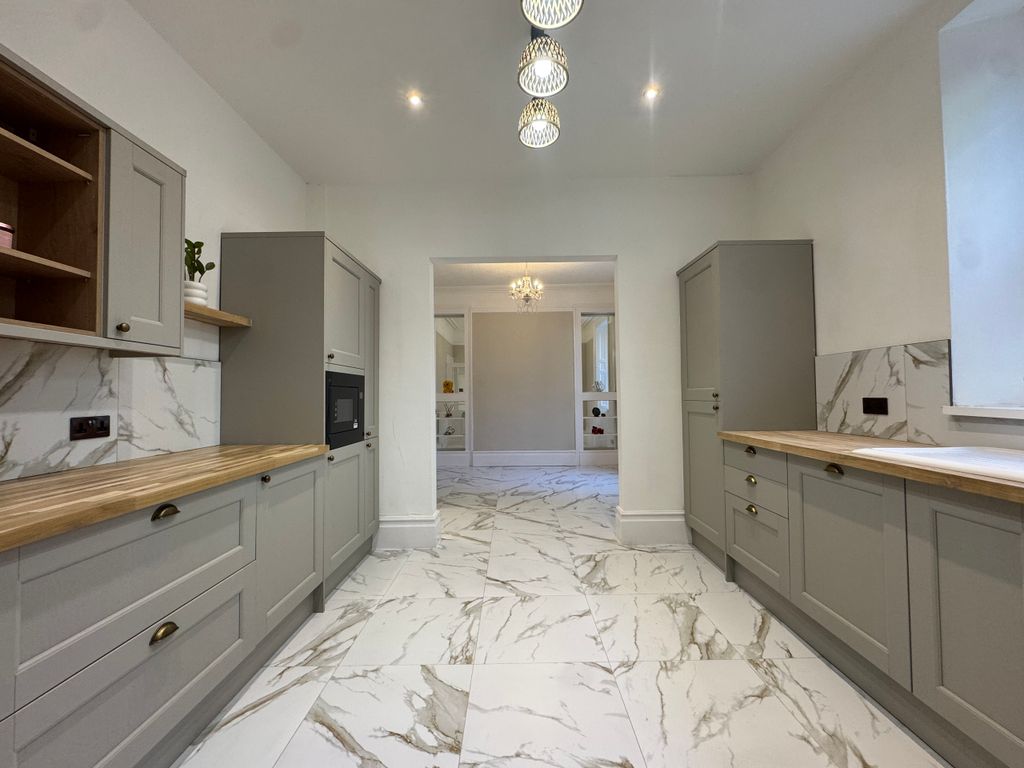 Property photo 3 of 43 Img_9901.Jpeg