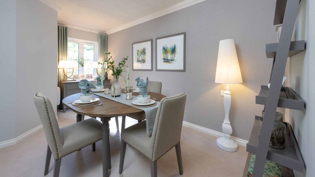 Property photo 2 of 16 Dining Area