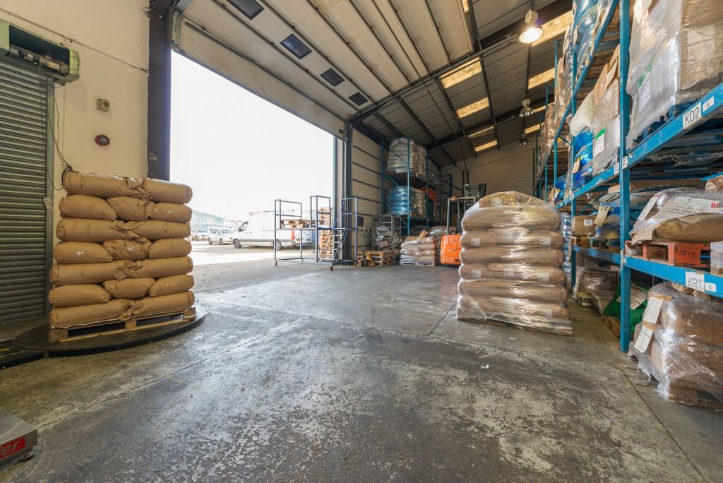 Property photo 3 of 10 Picture 3