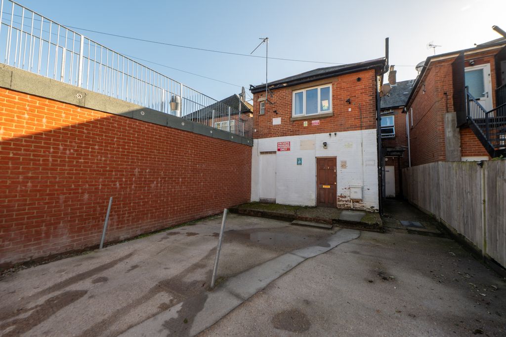 Property photo 2 of 14