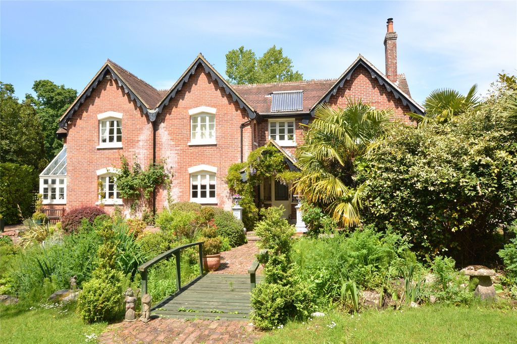 Property photo 1 of 38 Picture No. 48