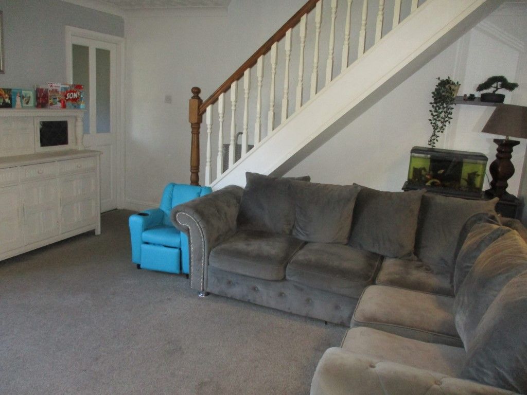 Property photo 3 of 16