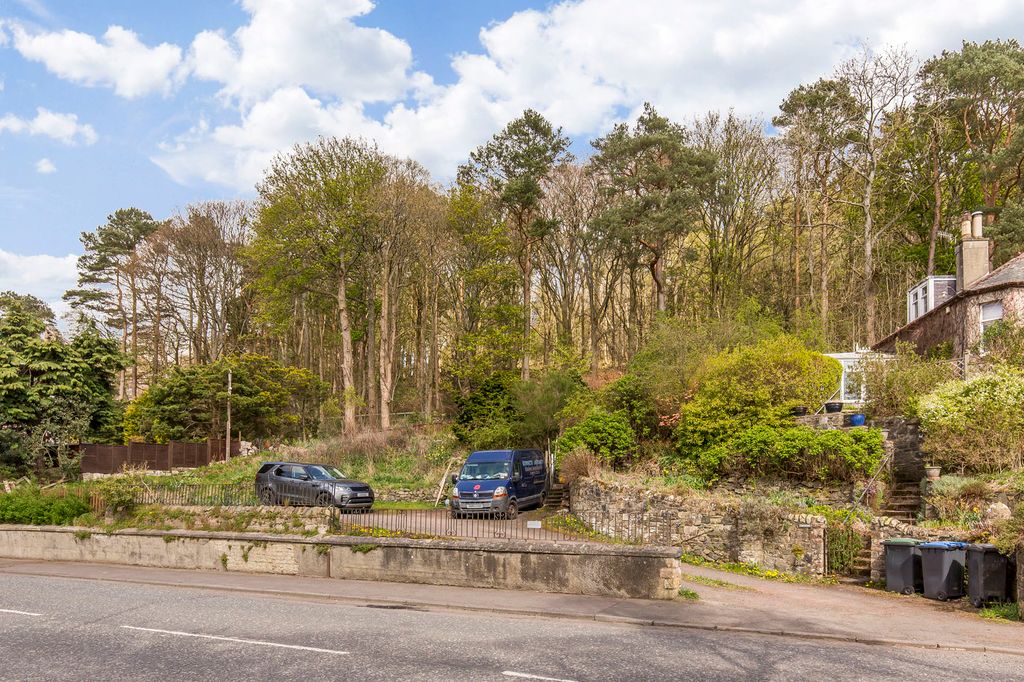 Property photo 3 of 8 Property Image 3