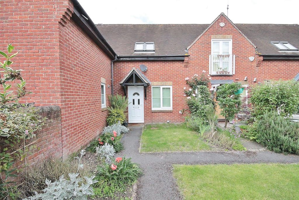 Property photo 1 of 5