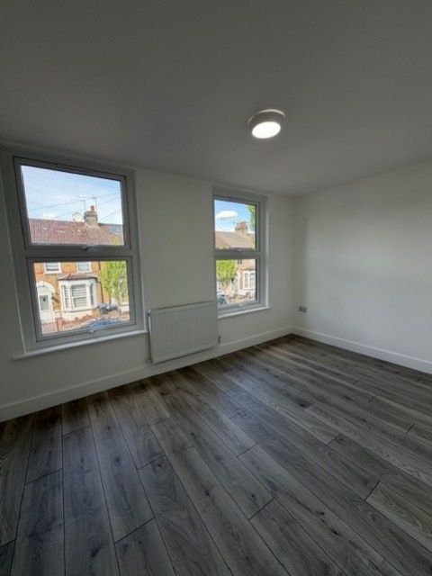 Property photo 2 of 9 Bedroom 1