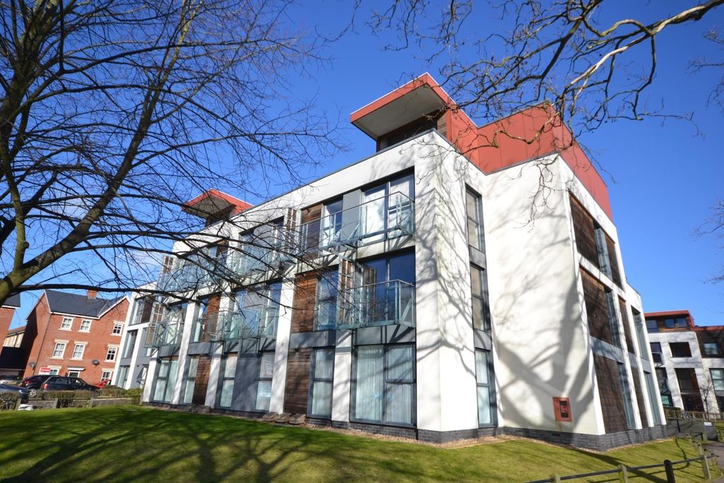 Property photo 1 of 9 Exterior