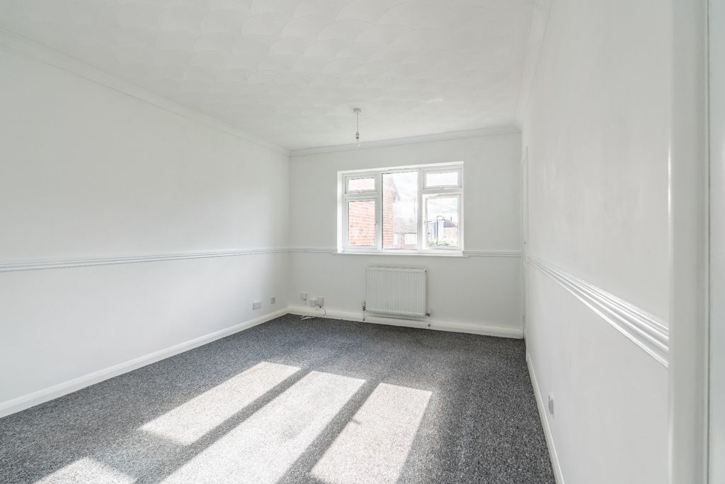 Property photo 2 of 15 4762332