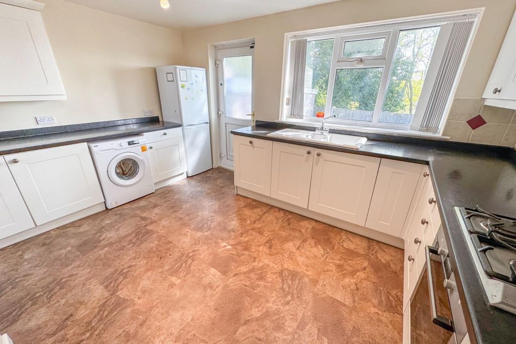 Property photo 3 of 13 3.Jpg
