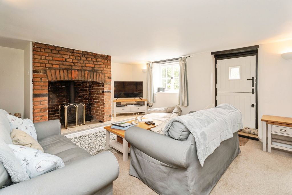 Property photo 2 of 17 Pbox-Img.Jpg