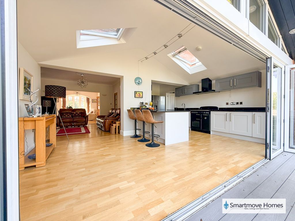 Property photo 2 of 29