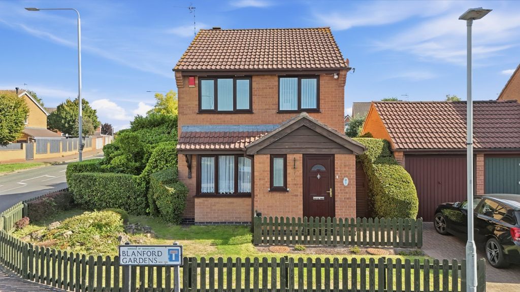 Property photo 1 of 17 Picture No. 02