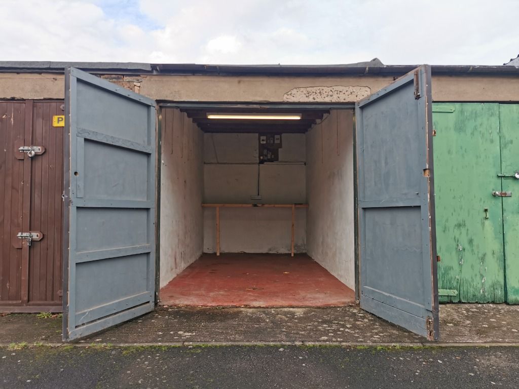 Property photo 1 of 8 Photo 1