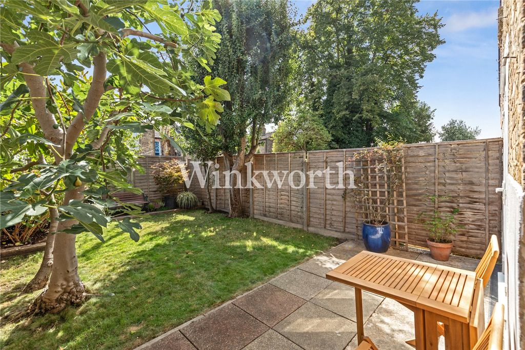 Property photo 2 of 21 Picture No. 02