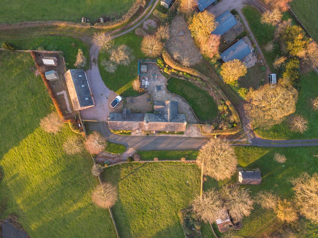 Property photo 2 of 50