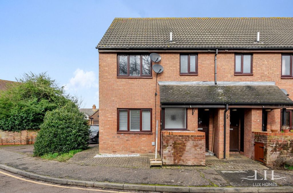 Property photo 1 of 19